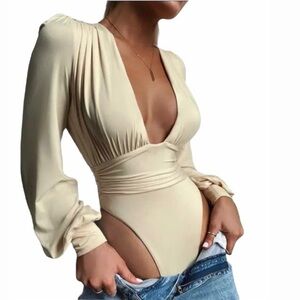 Solid Low Chest Long Sleeve V-Neck Tight Romper